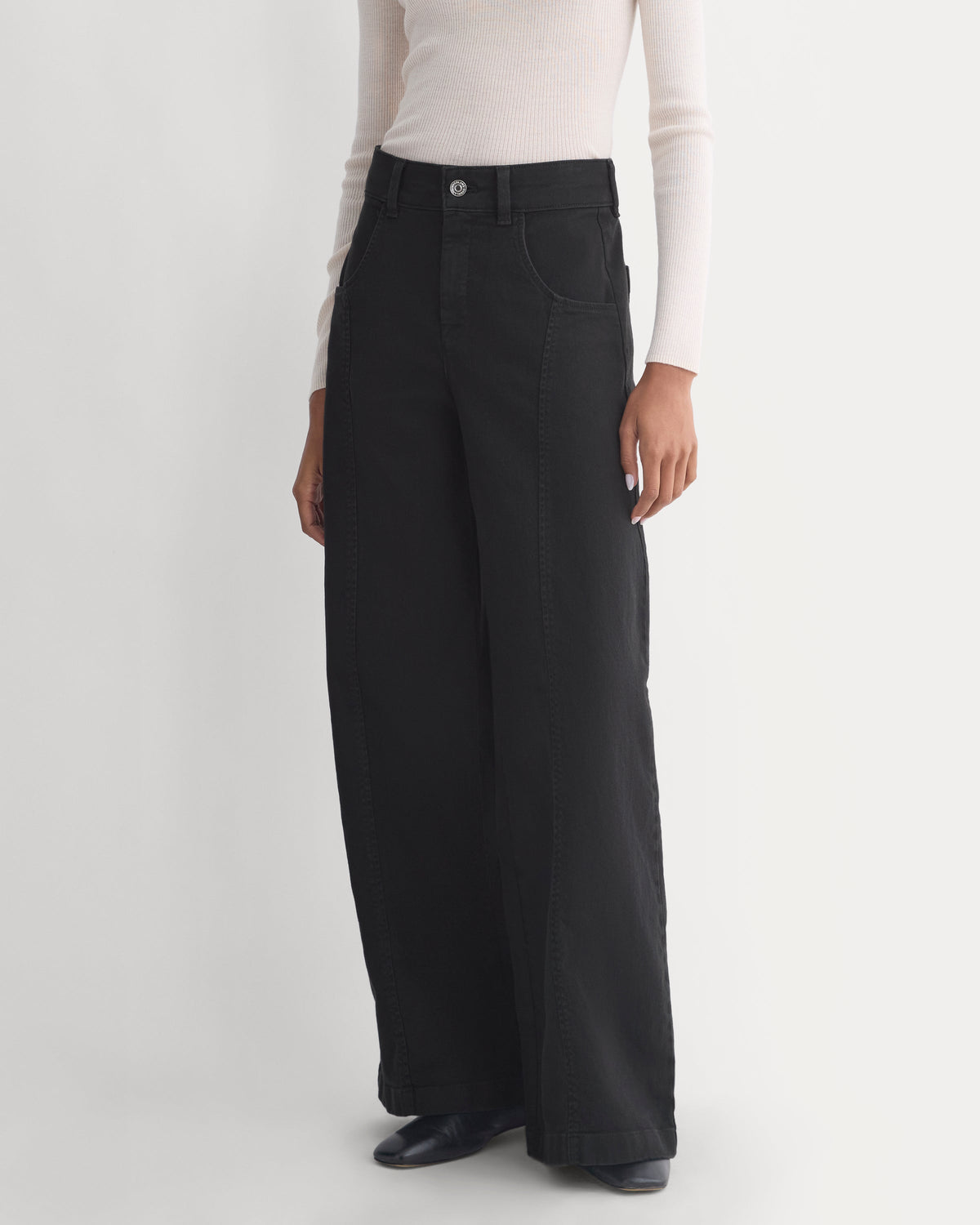 Utility Seamed Wide-Leg Pant in Black — detail view
