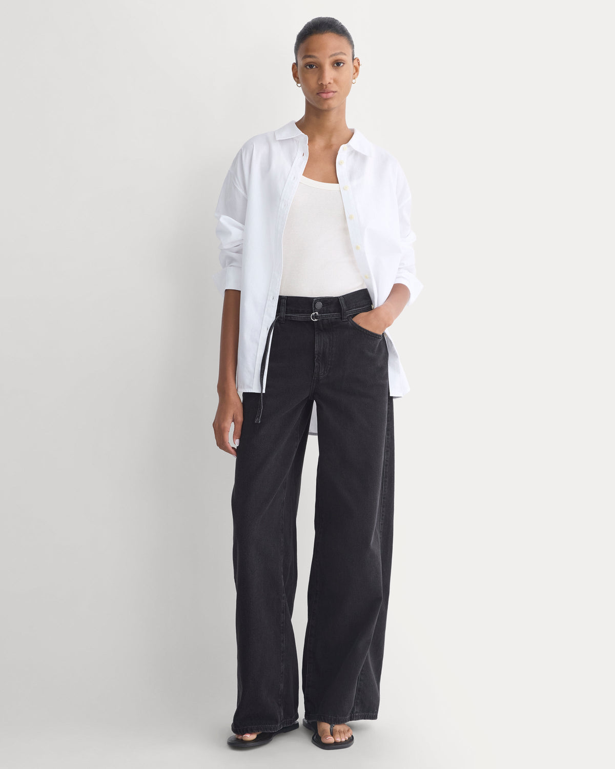 Lightweight Loose Wide-Leg Jean in Black — front view