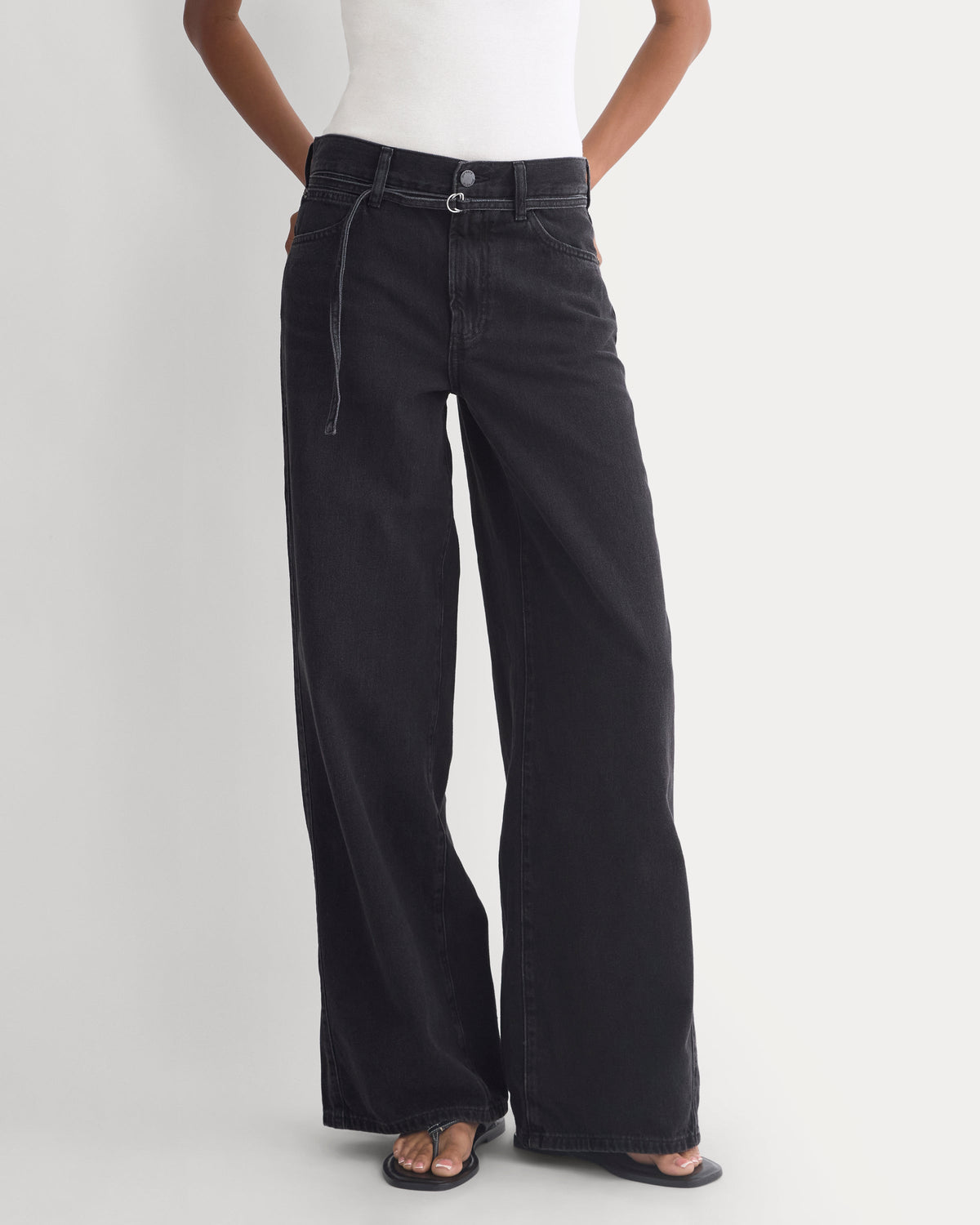 Lightweight Loose Wide-Leg Jean in Black — detail view