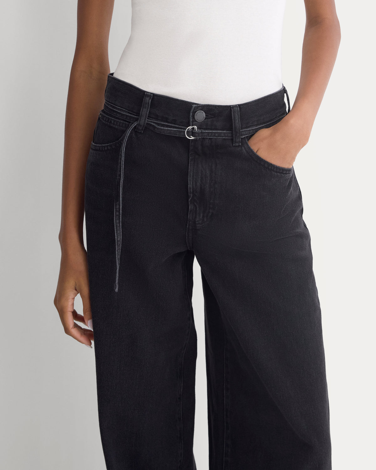 Lightweight Loose Wide-Leg Jean in Black — detail view