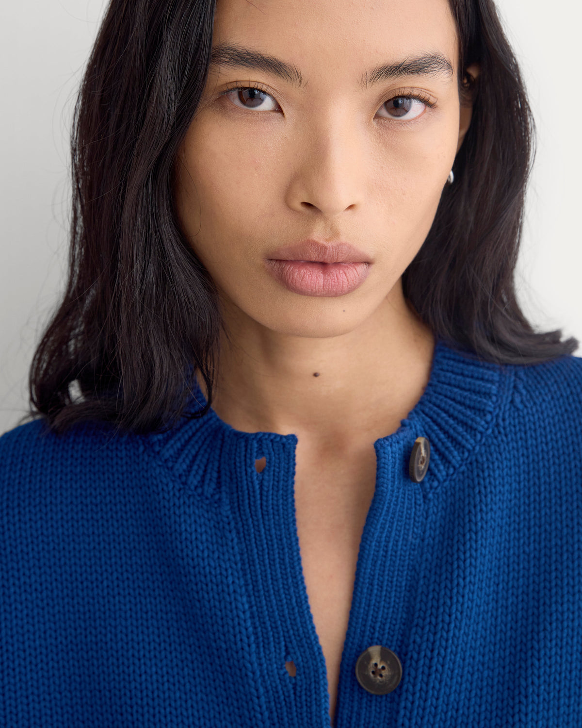 Open-Knit Cardigan Crew in Elevated Cotton in Estate Blue — detail view