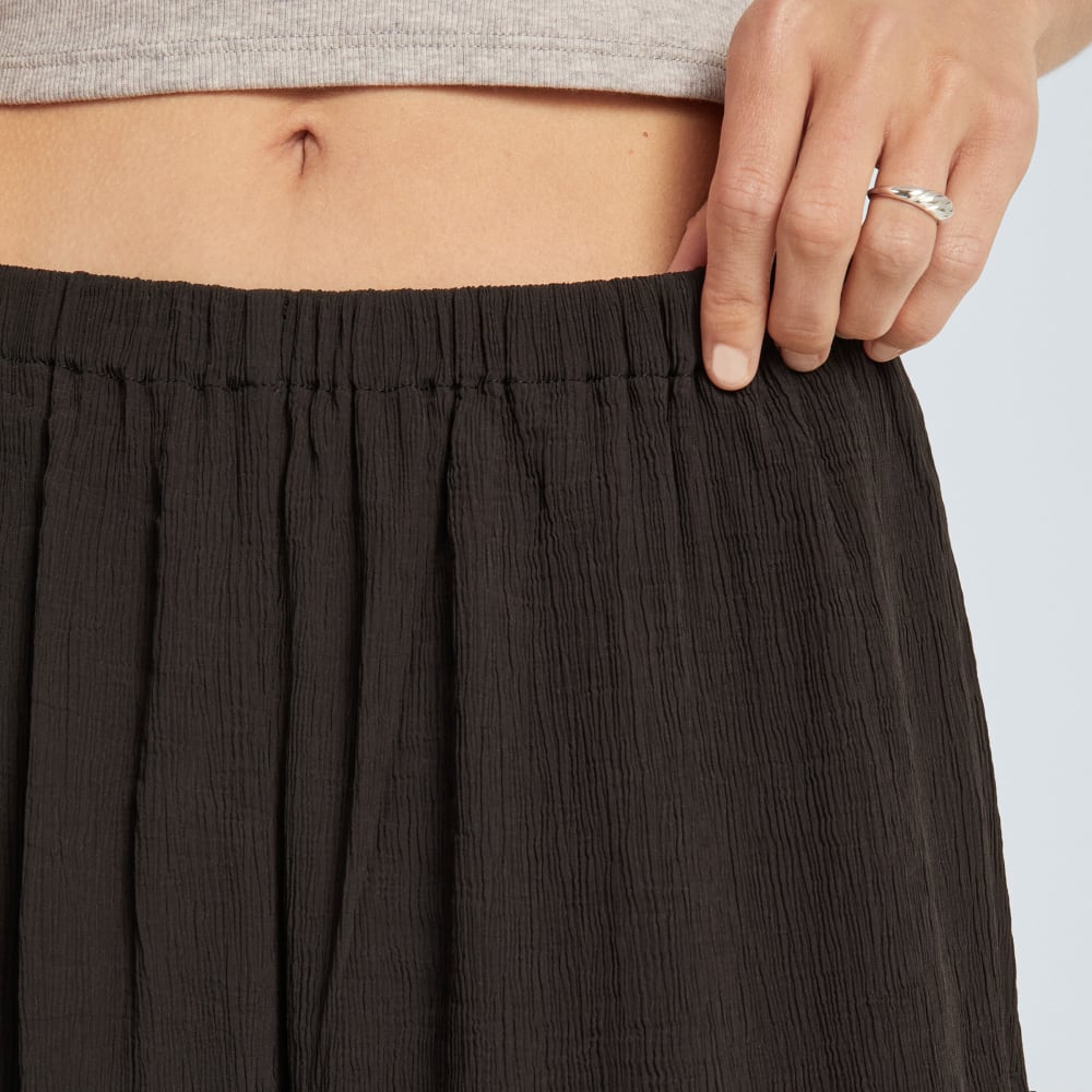 The Naia™ Ripple Pant in Black — detail view