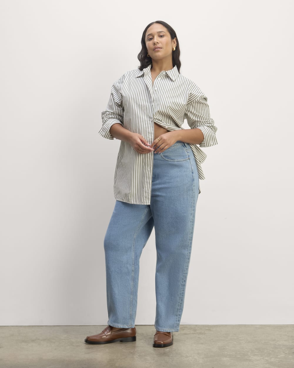The Supima® Cotton Boyfriend Shirt in White / Moss Green — detail view