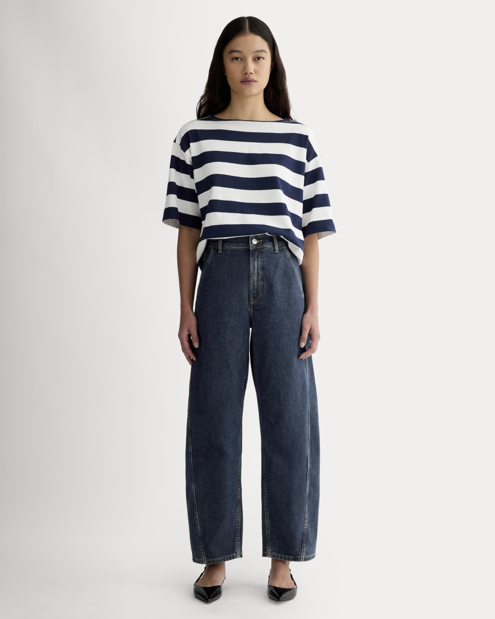 The Way-High® Twist Curve Jean in Indigo Rinse — front view
