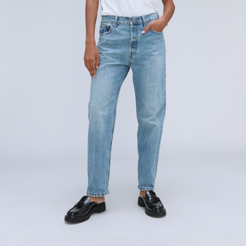 The Rigid Slouch Jean in Broken-In Blue — detail view