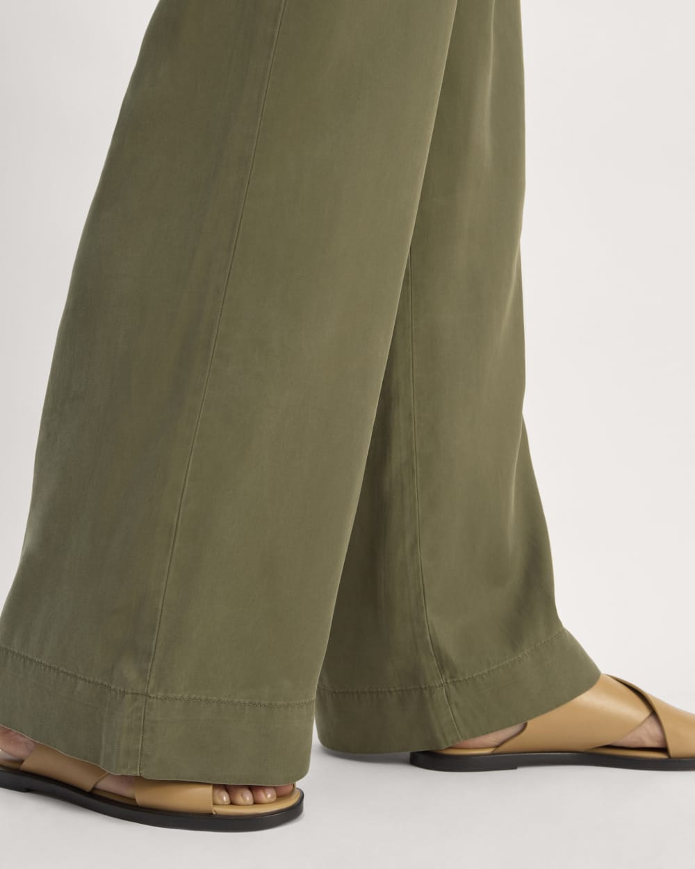 The Wide-Leg Pant in Butterlite in Kalamata — detail view