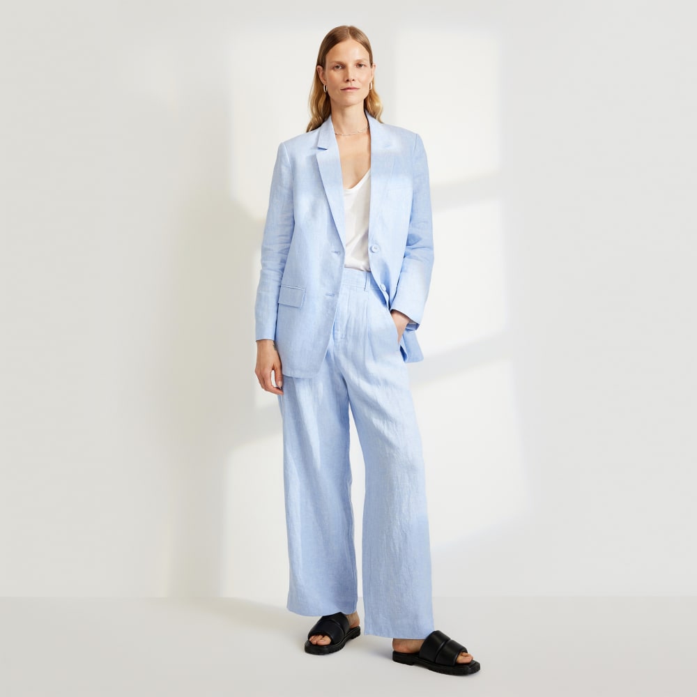 The Oversized Blazer in Linen in Light Blue — detail view