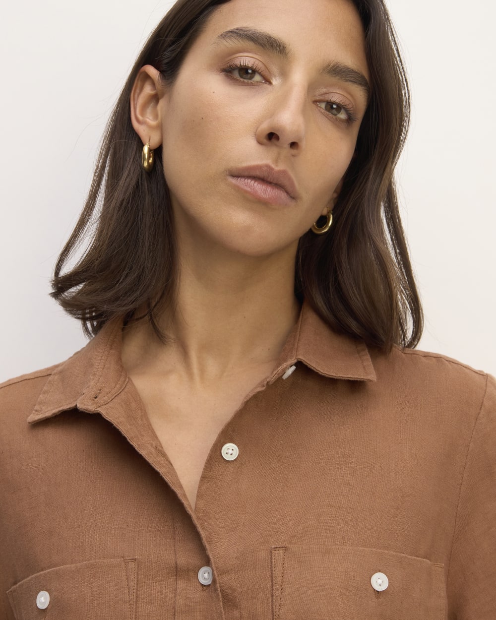 The Daytripper Dress in Linen in Carob Brown — detail view
