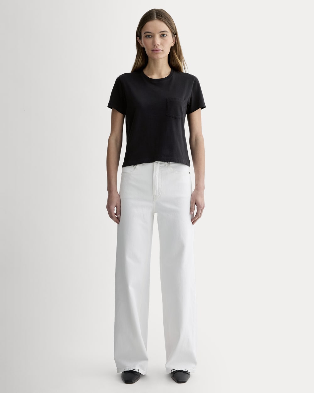 The Box-Cut Tee in Essential Cotton in Black — detail view