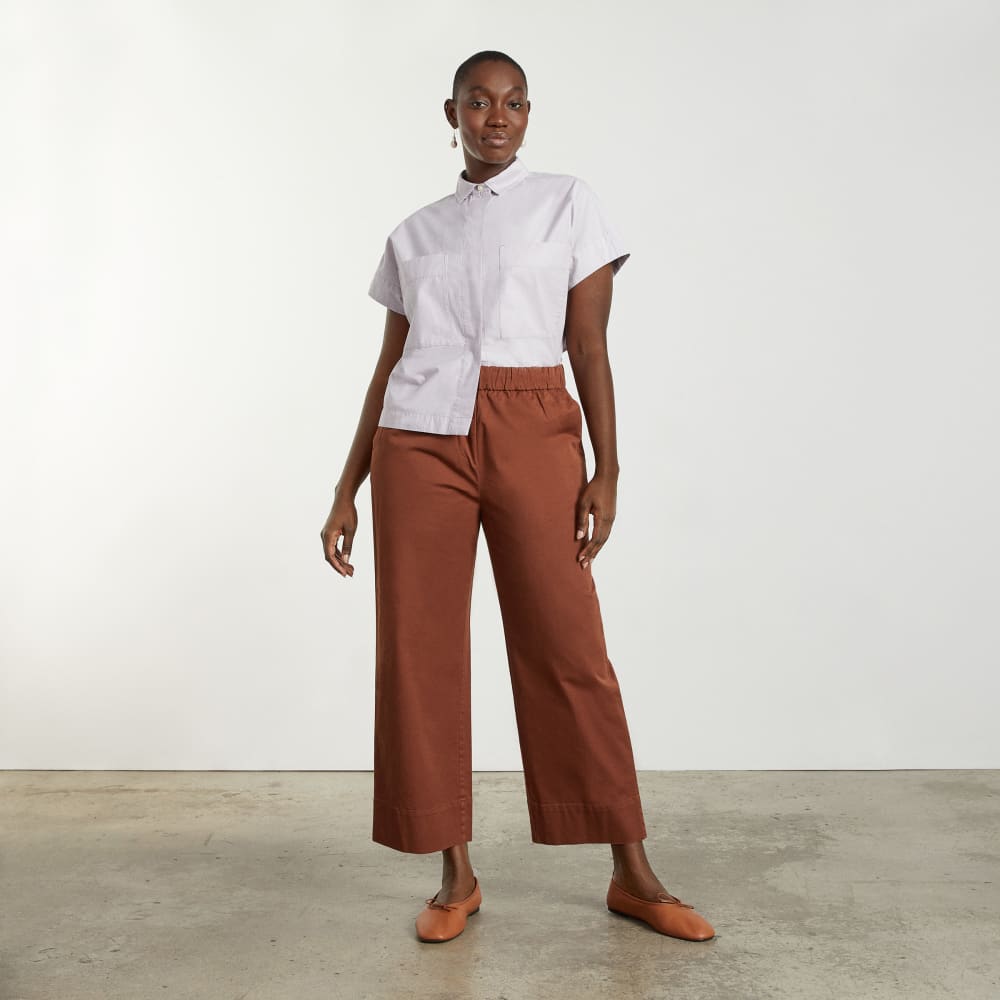 The Short-Sleeve Box Shirt in Dusty Lavender — detail view