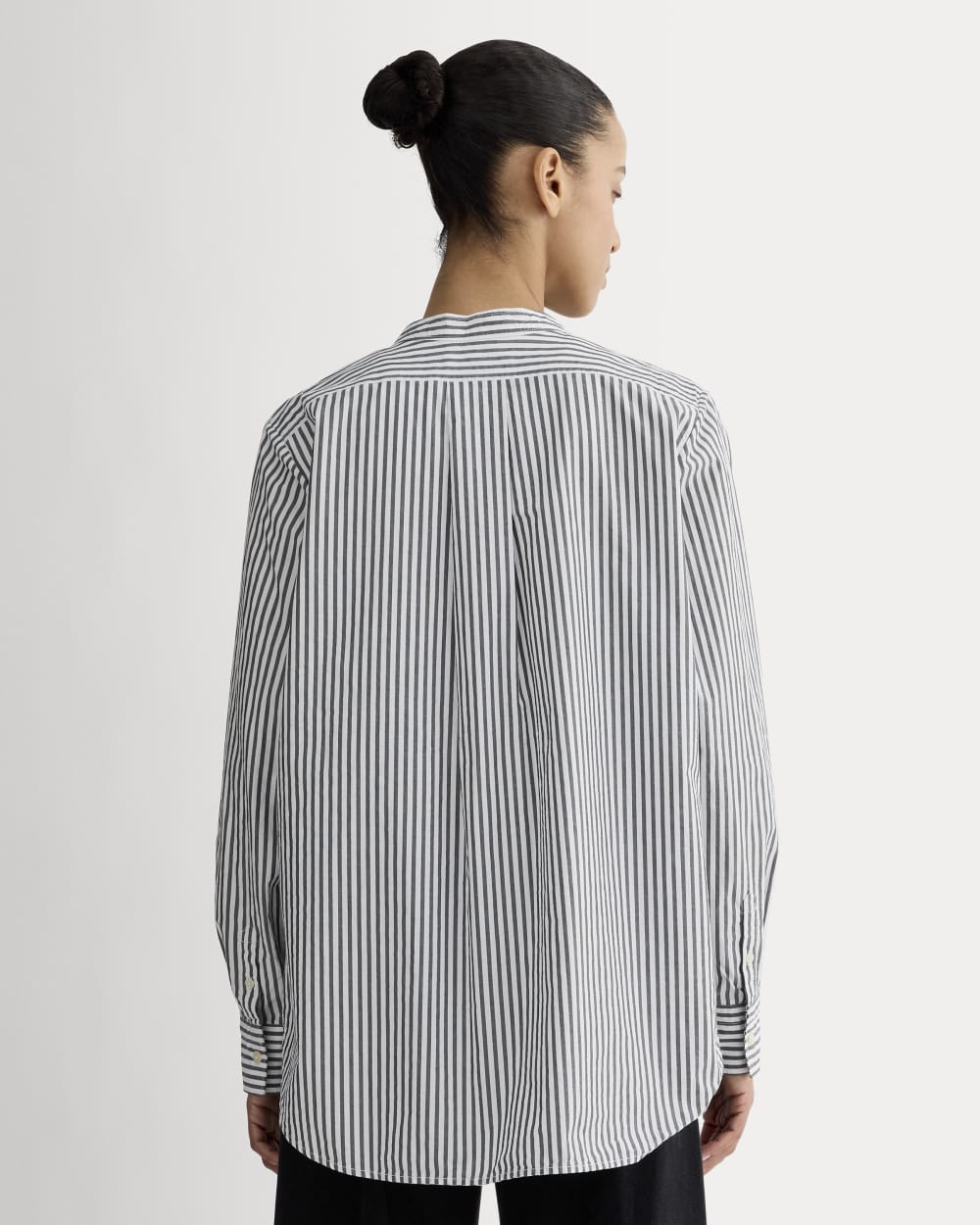 The Oversized Shirt in Ultrasoft Cotton in Optic White / Black — detail view