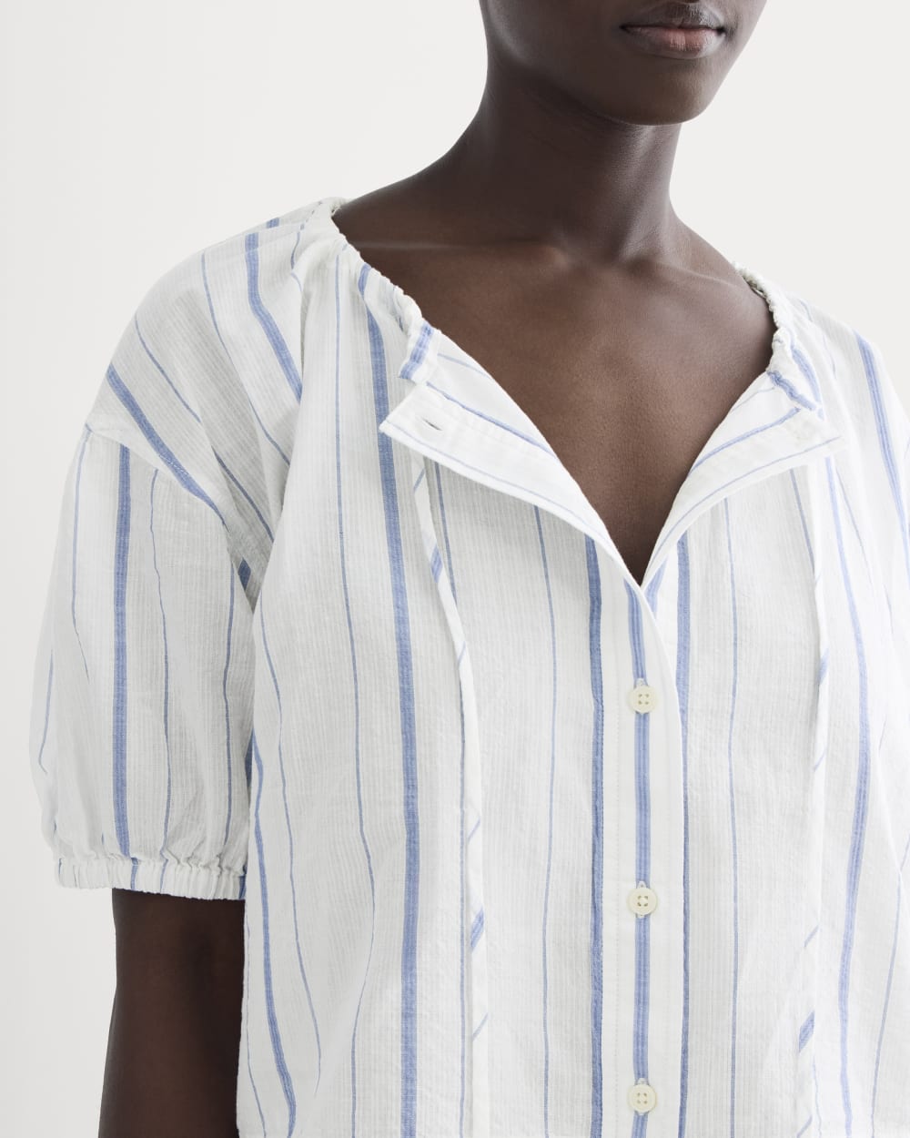 The Gauze Button-Up in Bone / Dutch Blue — detail view