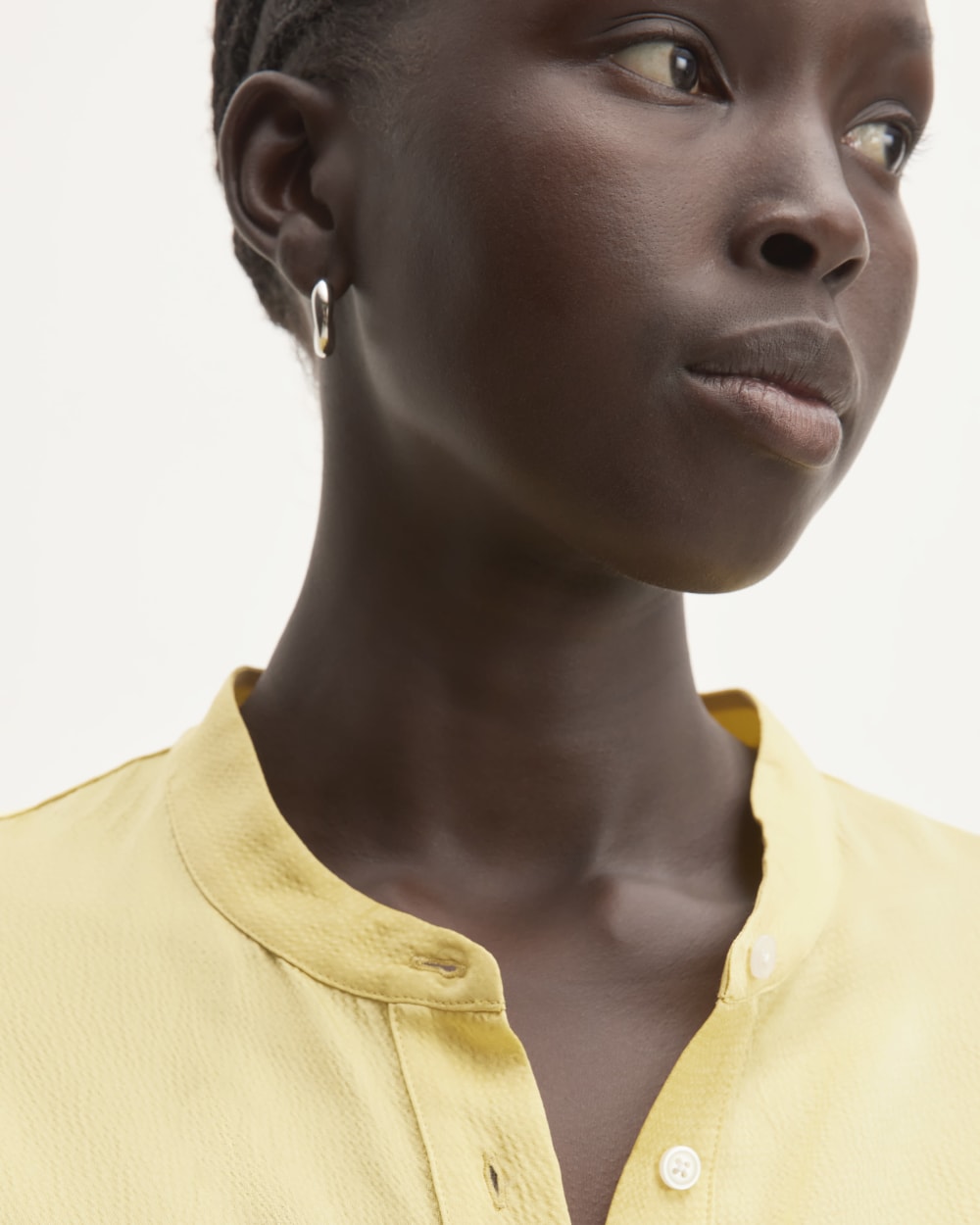 The Hammered Satin Popover Shirt in Raffia — detail view
