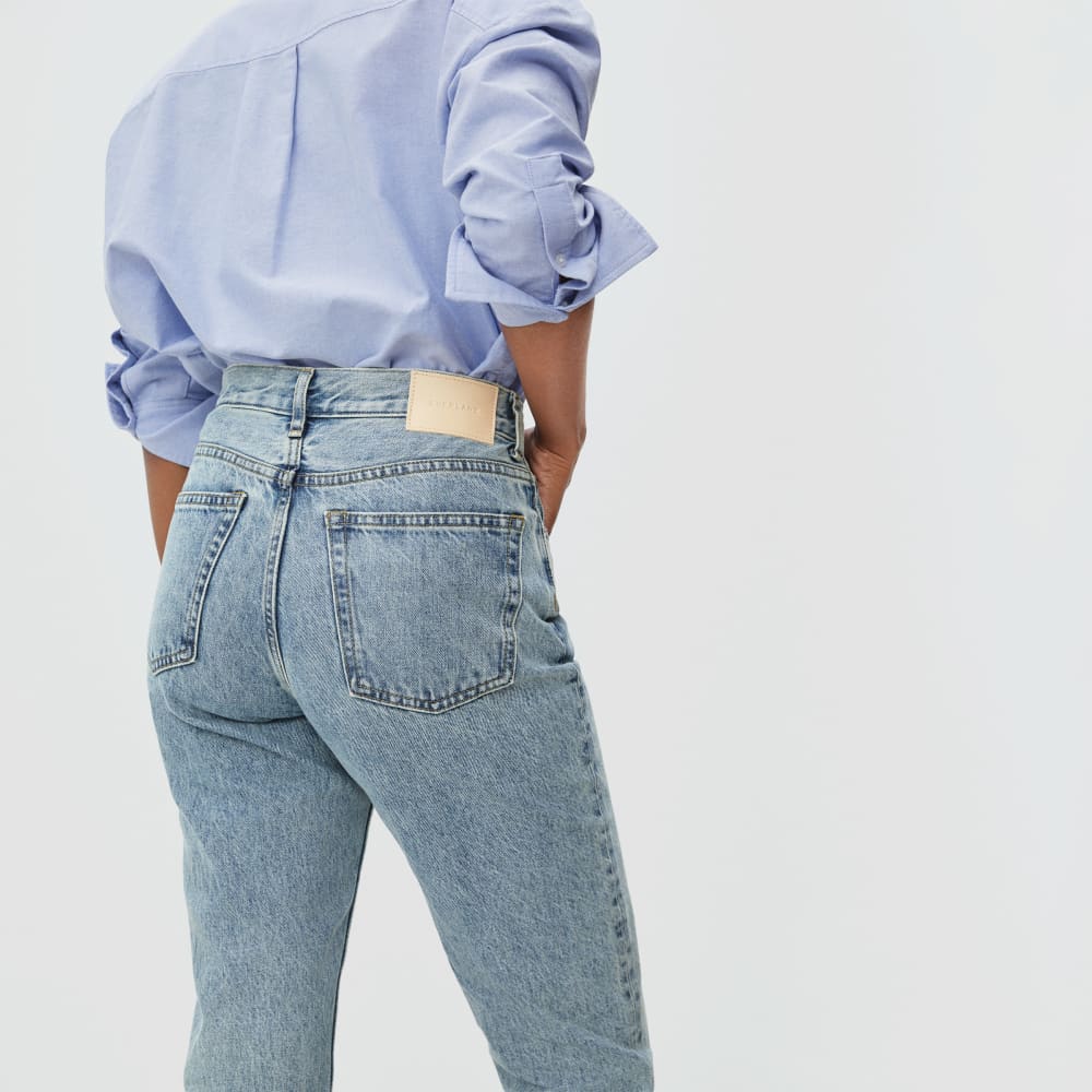 The ’90s Cheeky® Jean in Vintage Light Wash — detail view