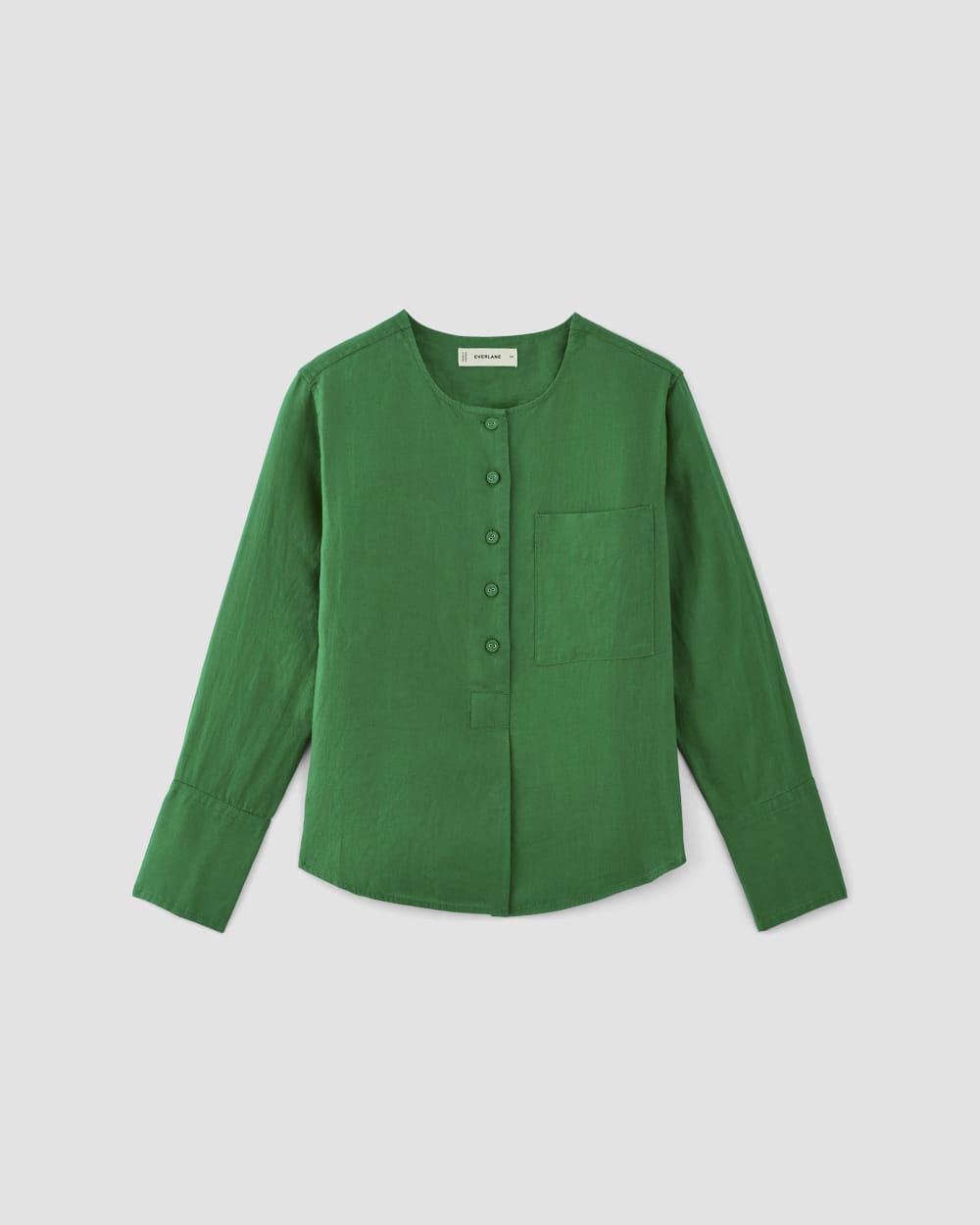 The Popover Shirt in Linen in Grass Green — alternate view
