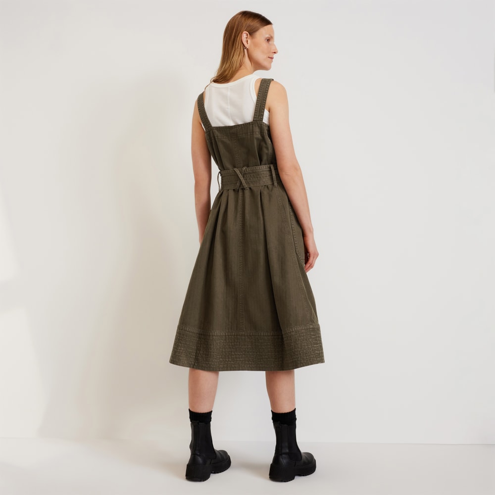 The Organic Cotton Herringbone Dress in Beech — detail view