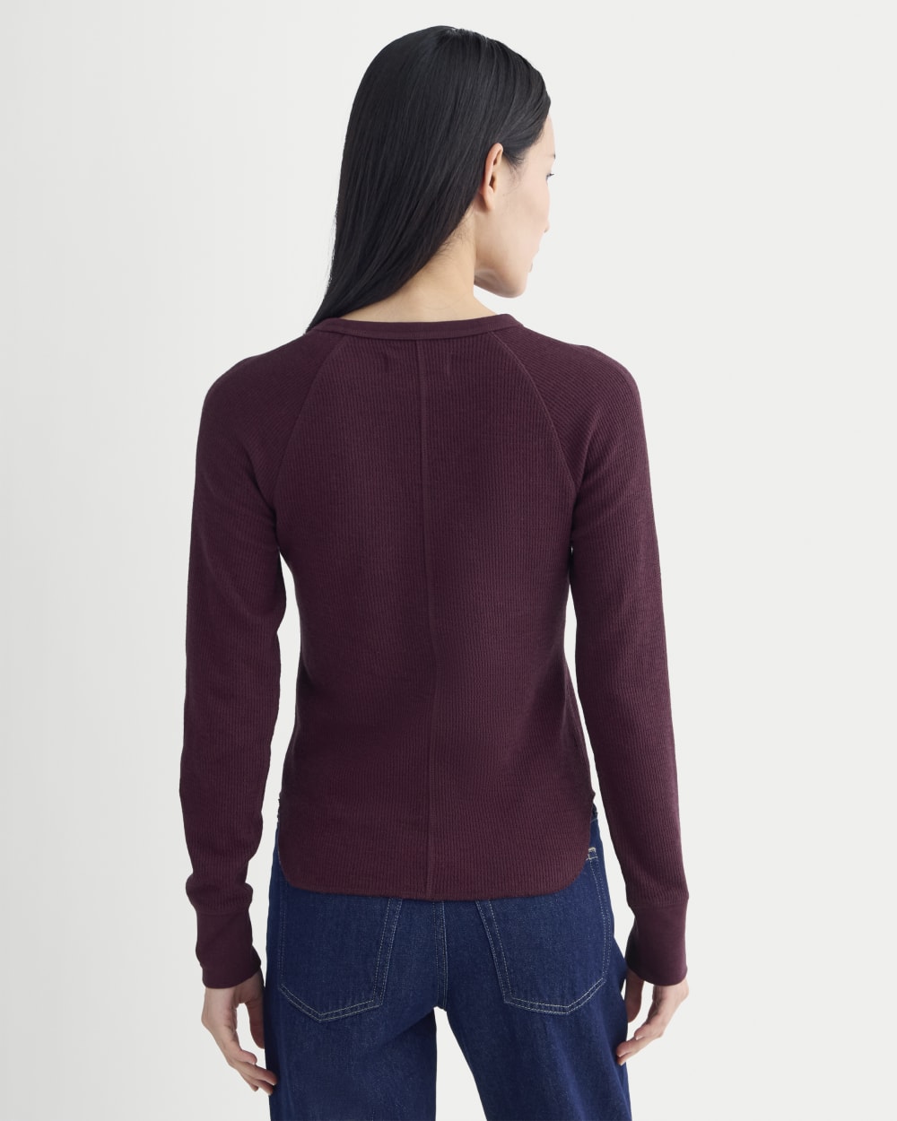 Slim-Fit Crew in Cozy Waffle in Heathered Port Royale — detail view