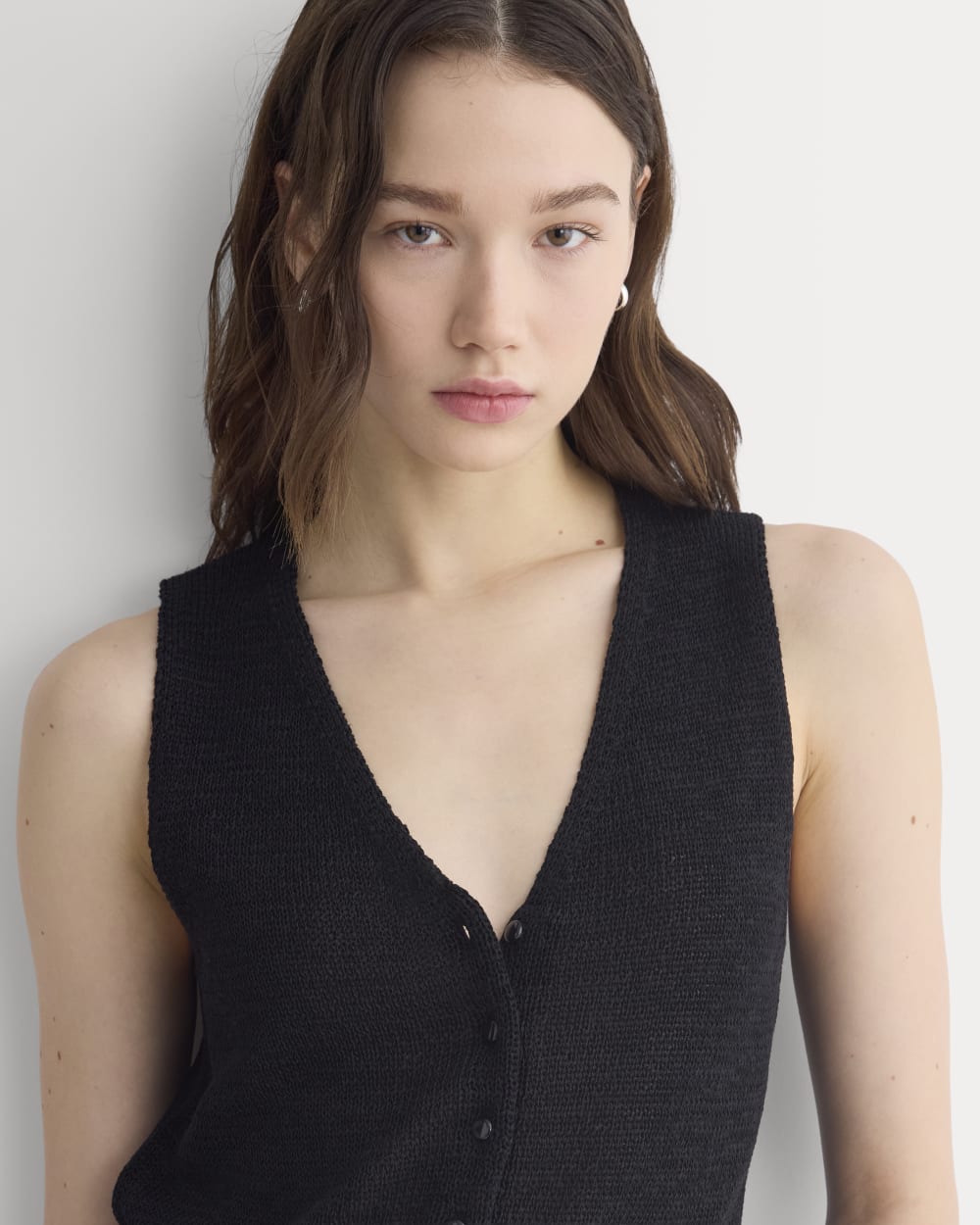 Button-Front Tank in Tape Yarn in Black — detail view
