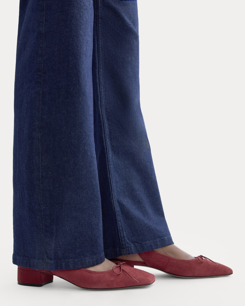 The Ballet Slingback Heel in Karanda Red — detail view