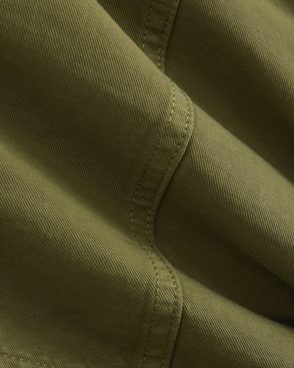 Seamed Everywhere Short in Mayfly — detail view