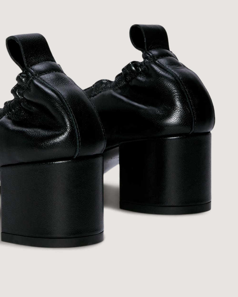 The Day Heel in Narrow Fit in Black — detail view