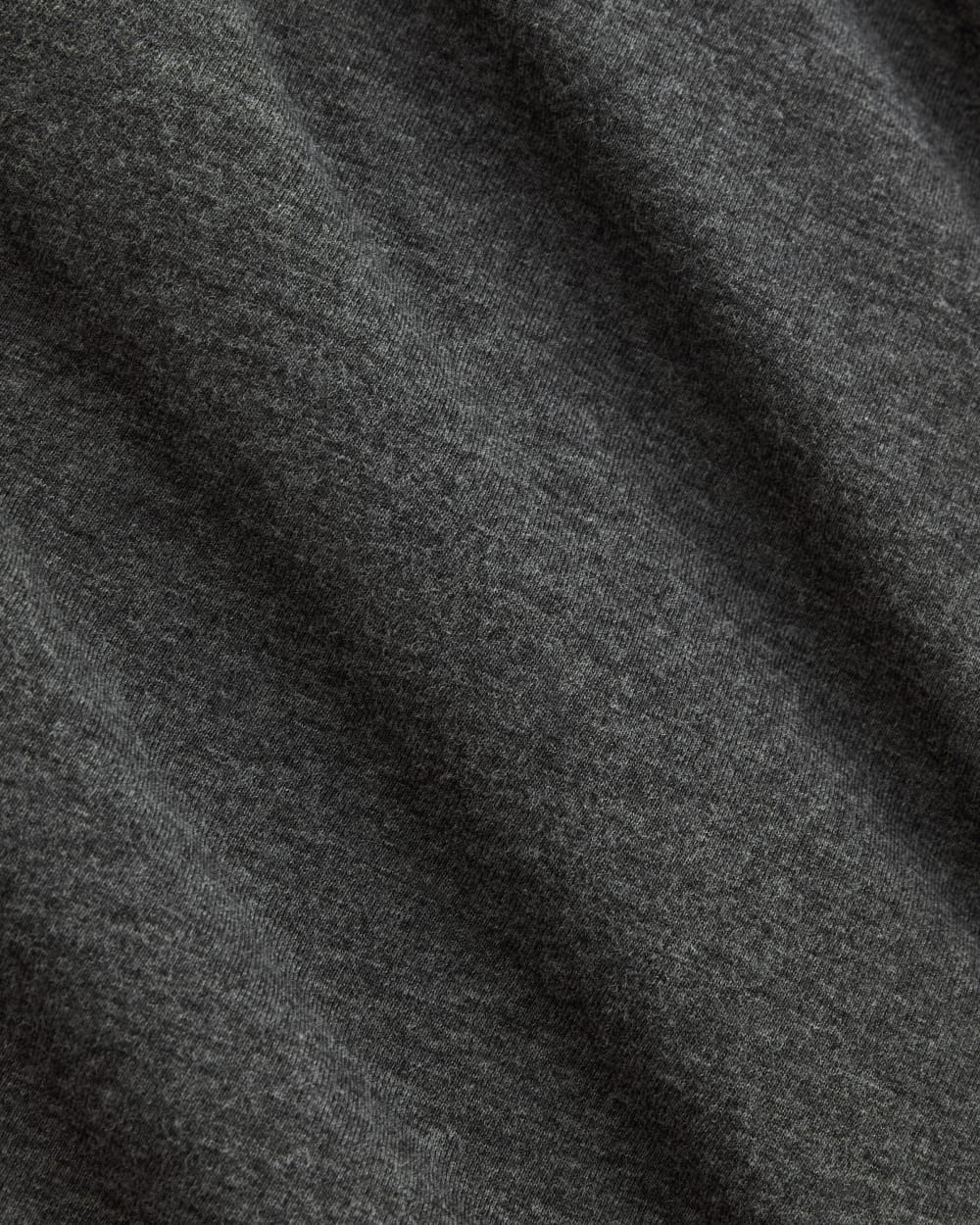 The Slim Crew in Essential Cotton in Heathered Soot — detail view