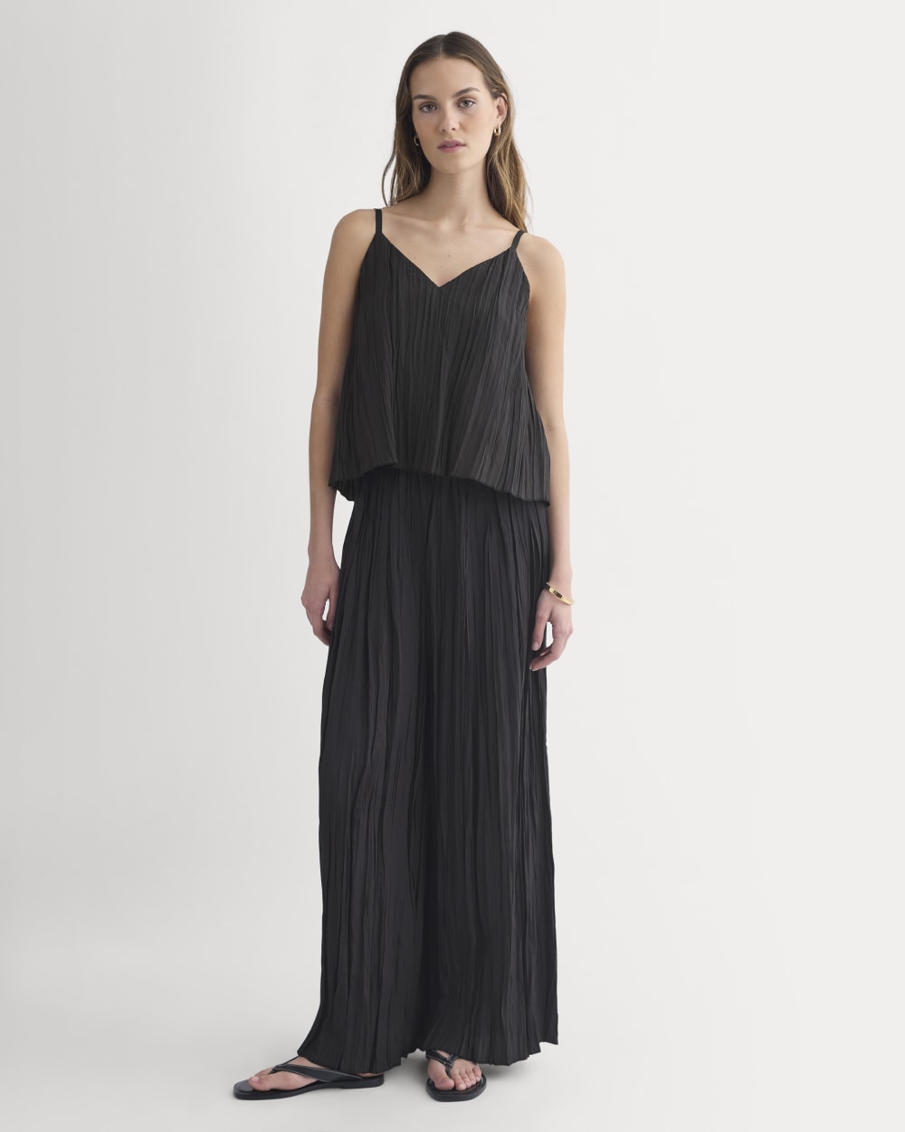Crinkle Trapeze Tank in Black — detail view