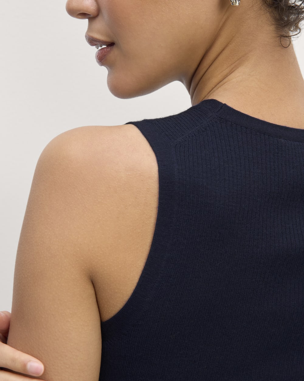 The Tank in Ultrasoft Merino in Navy — detail view