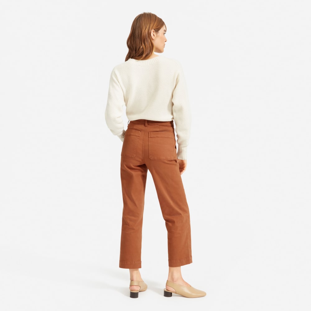 The Straight-Leg Crop in Cocoa Brown — detail view