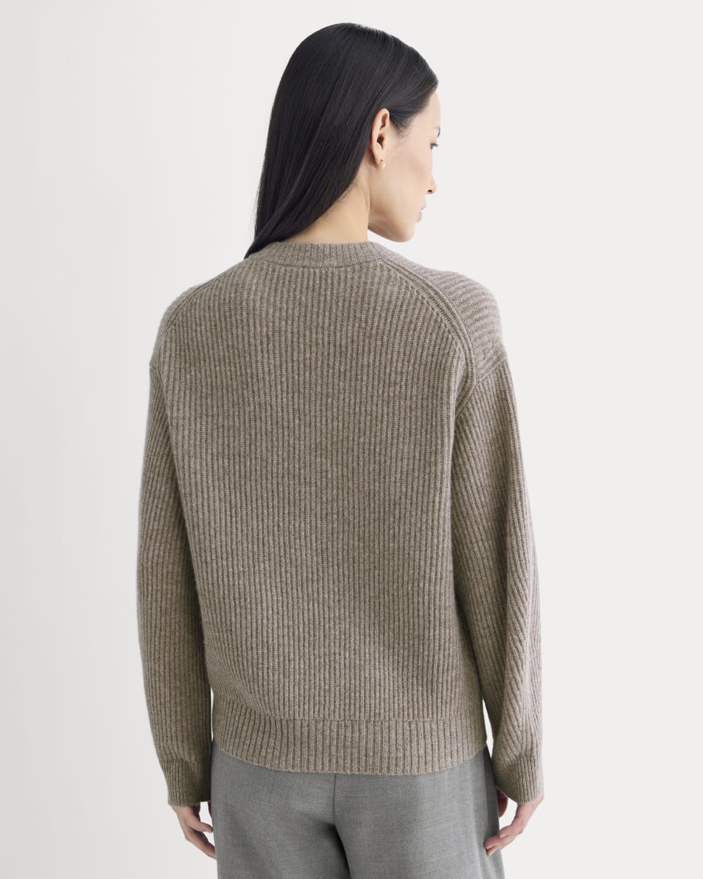 The Cocoon Crew in Wool Cashmere in Light Heathered Taupe — detail view