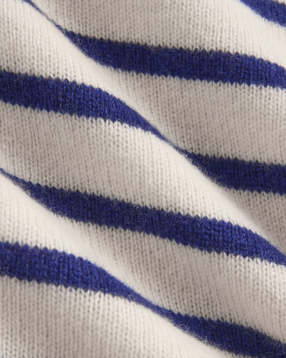 The Boxy Crew in Cashmere in Soft White / Deep Blue — detail view