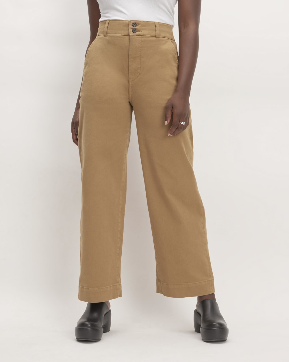 The Organic Wide-Leg Pant in Toasted Coconut — detail view
