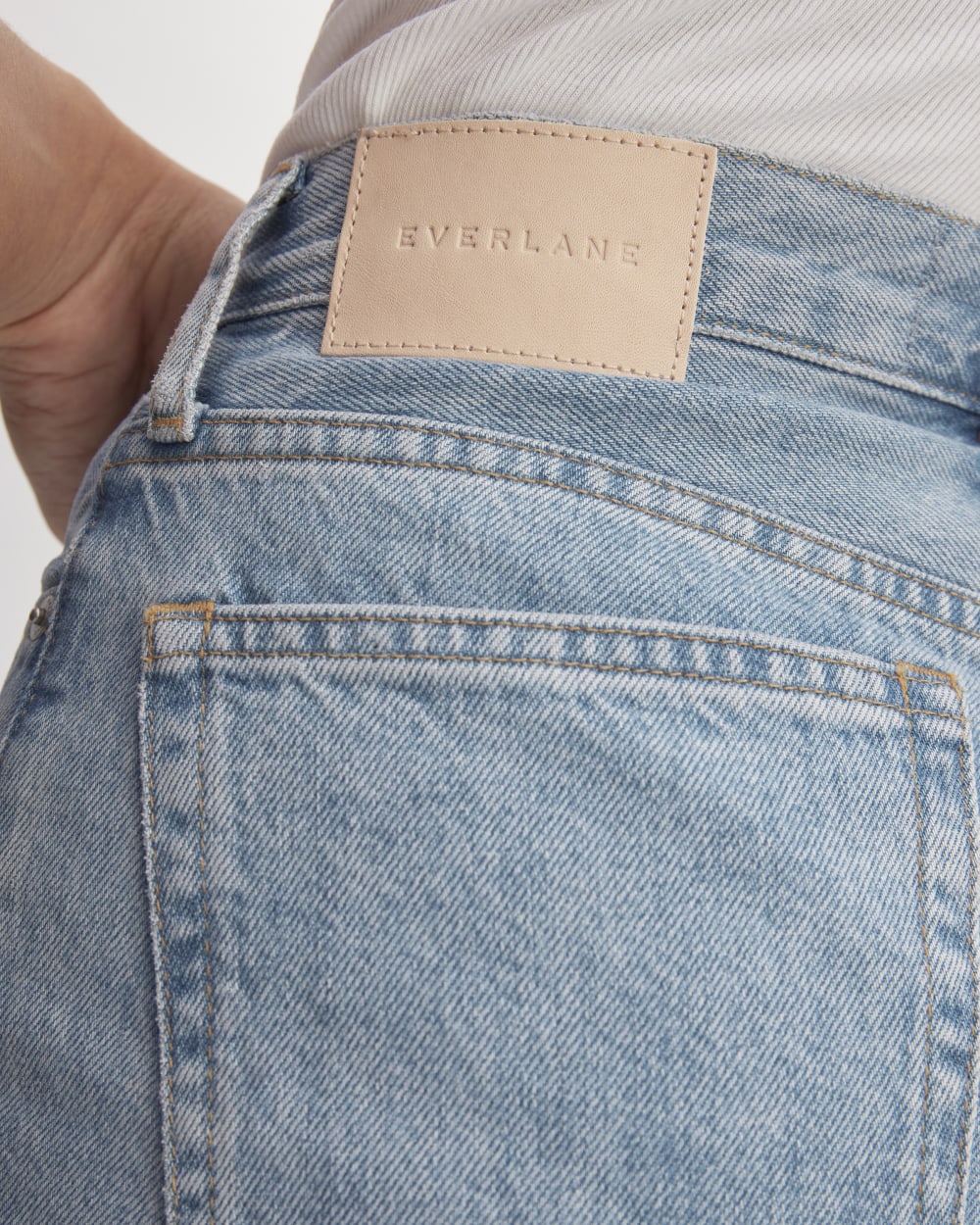 The ’90s Cheeky® Jean in Vintage Wash Blue — detail view