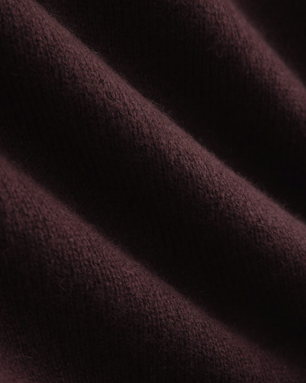 Cashmere Slim Crew Sweater in Wine — detail view