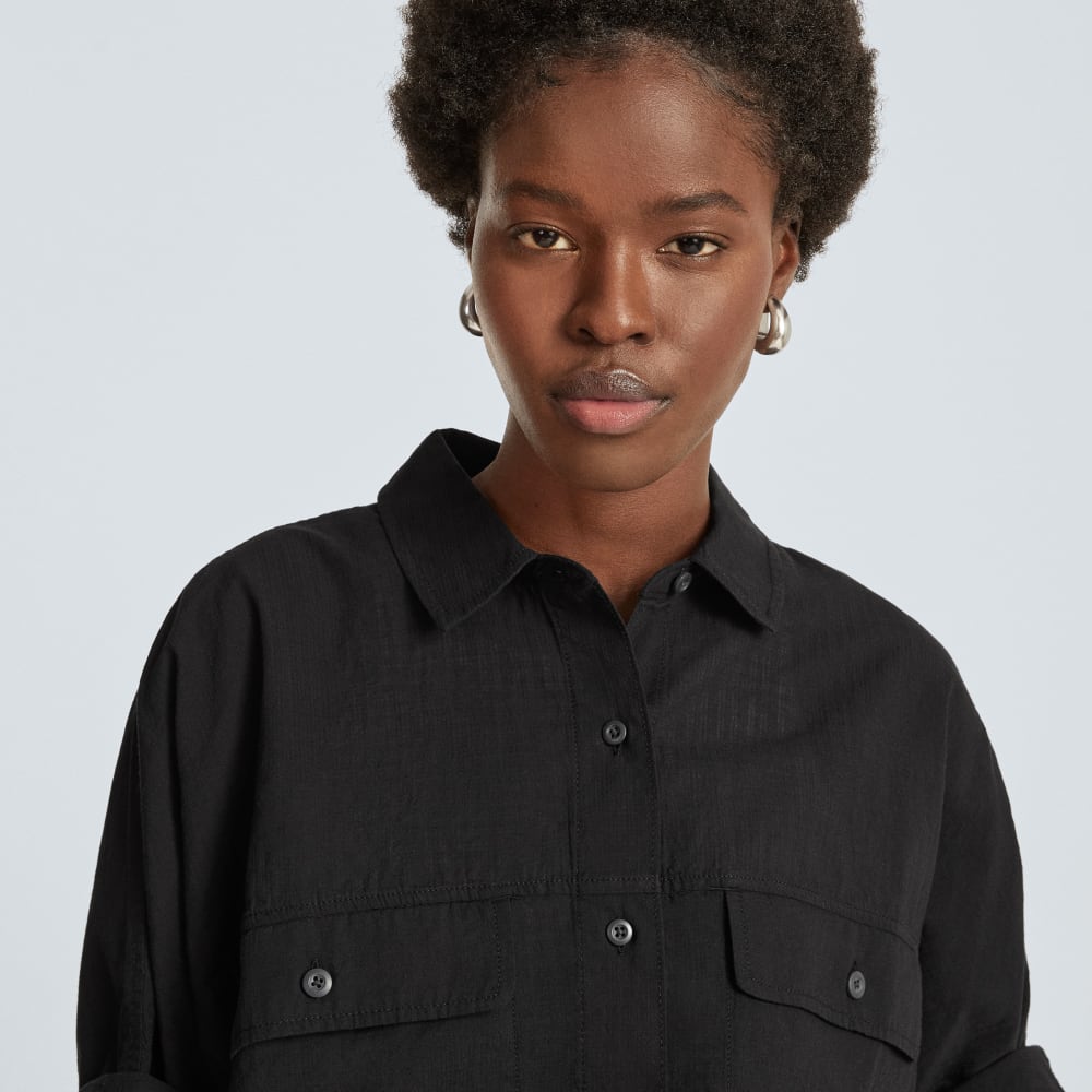 The Cotton Tourist Shirt in Black — detail view