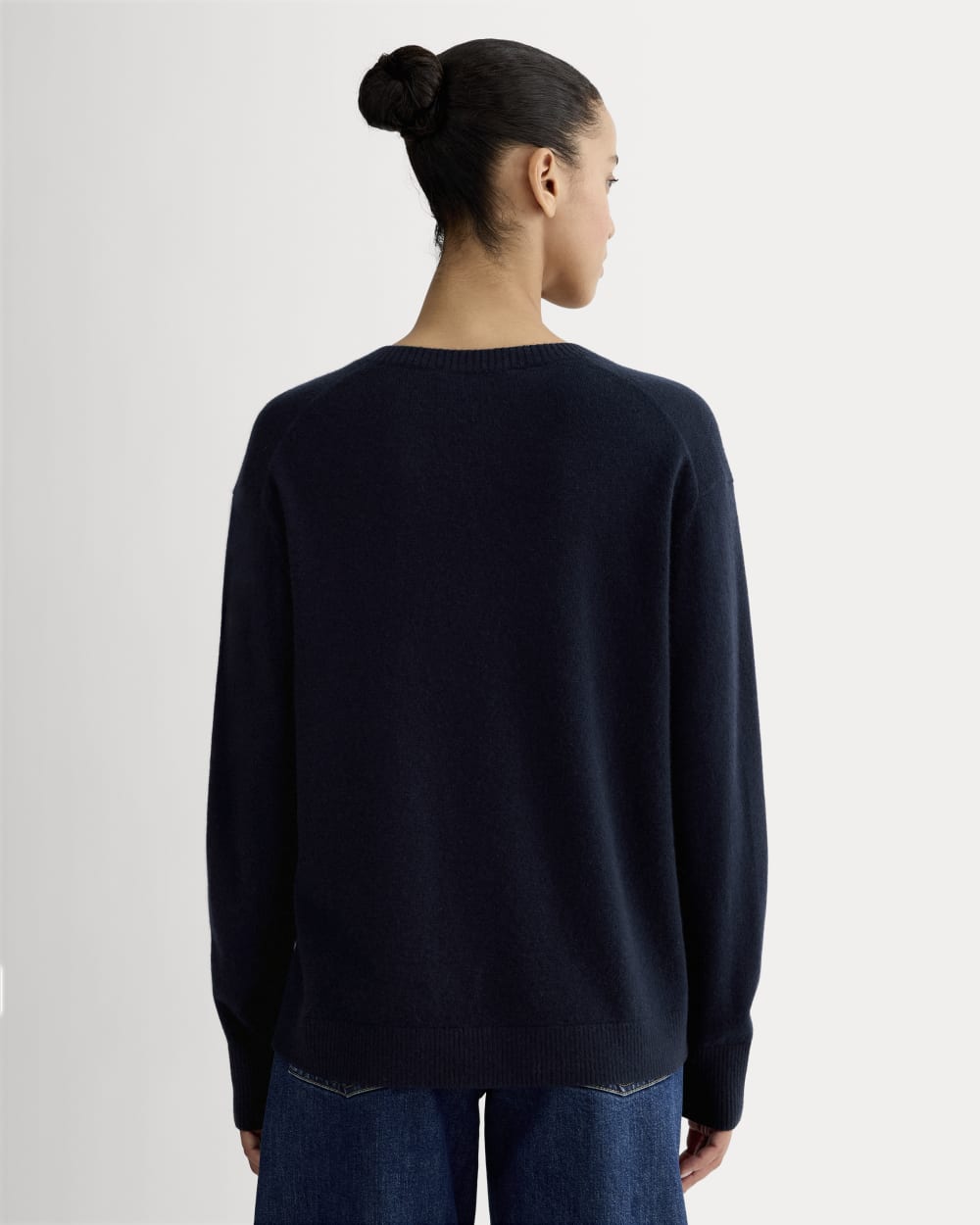 The Classic V in Cashmere in Navy — detail view