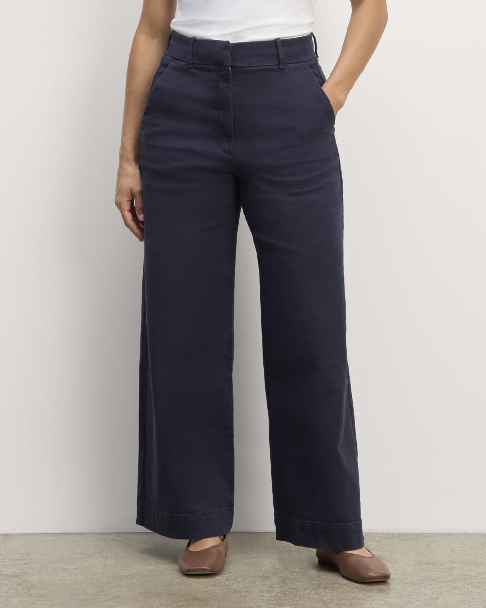 The Phoebe Trouser in Navy — detail view