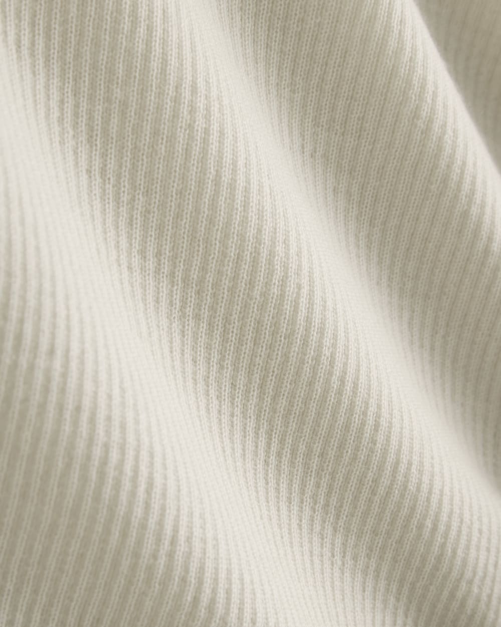 The Cropped Crew Top in Ultrafine Merino in Parchment — detail view