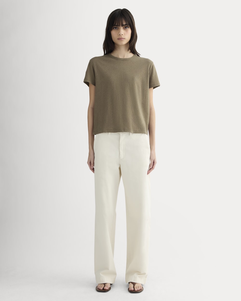 The Box-Cut Tee in Cotton Linen in Deep Taupe — detail view