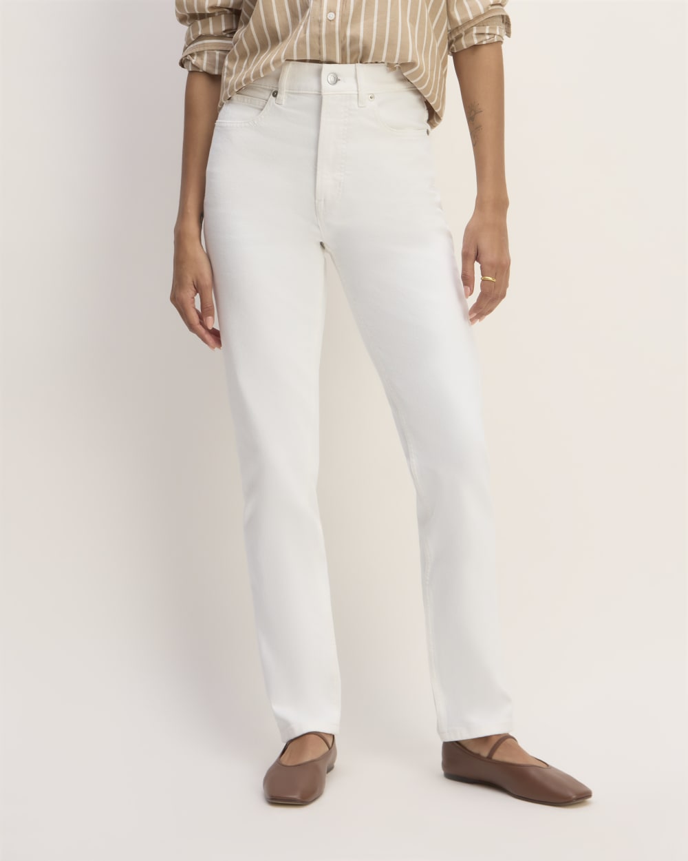 The Way-High® Slim Jean in Bright White — detail view