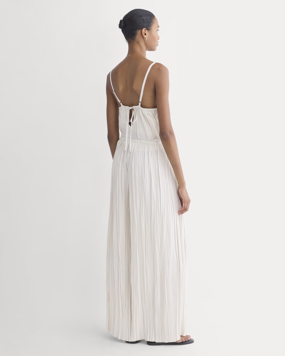 Crinkle Wide-Leg Pant in Birch — detail view