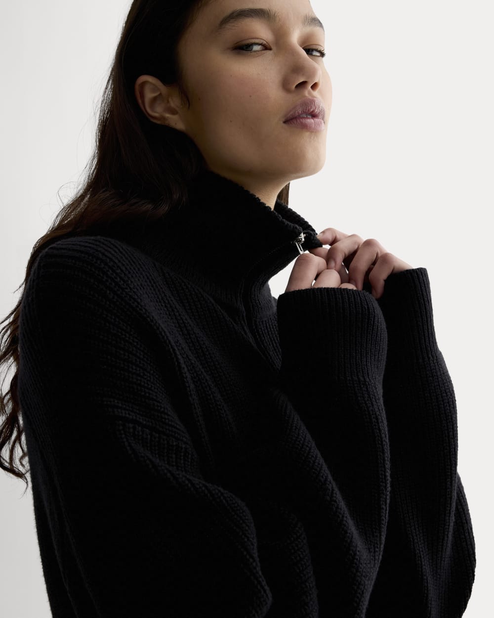 The Half-Zip in Everyday Cotton in Black — detail view