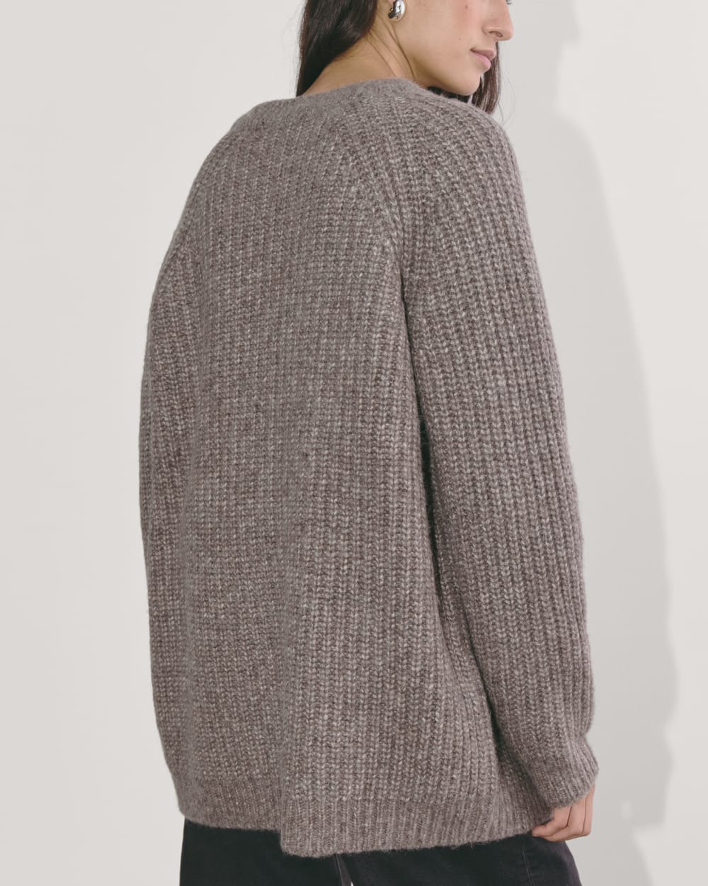 The Fisherman Cardigan in Cloud in Taupe Melange — detail view