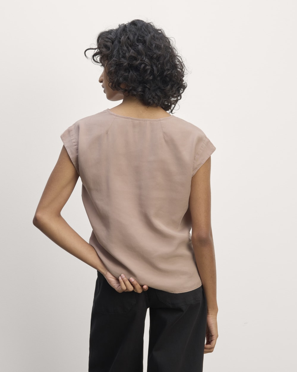 The Muscle Top in Butterlite in Dusty Rose — detail view