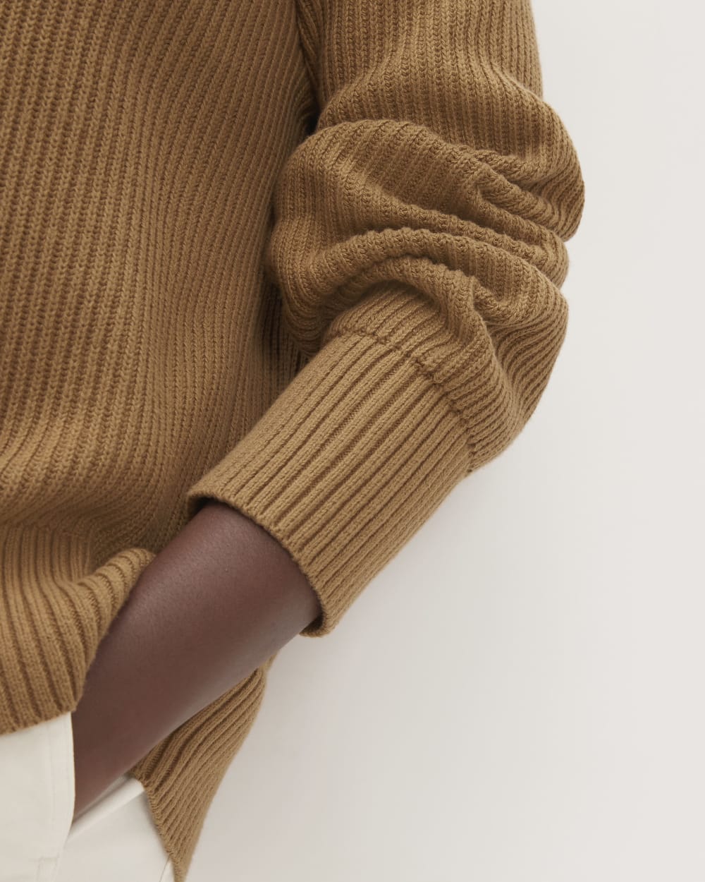 The Organic Cotton Ribbed Turtleneck in Toasted Coconut — detail view