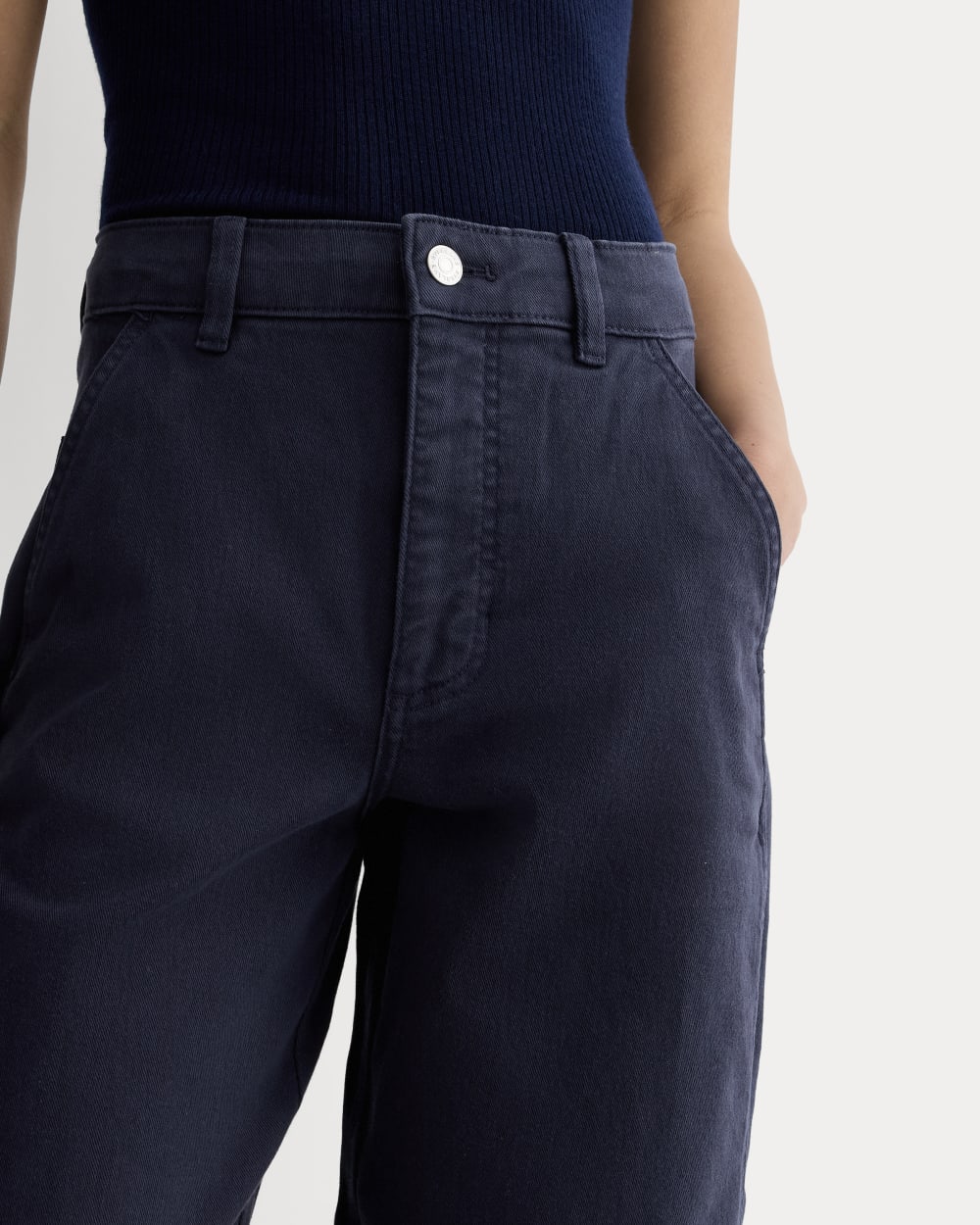 The Utility Barrel Pant in Navy — detail view