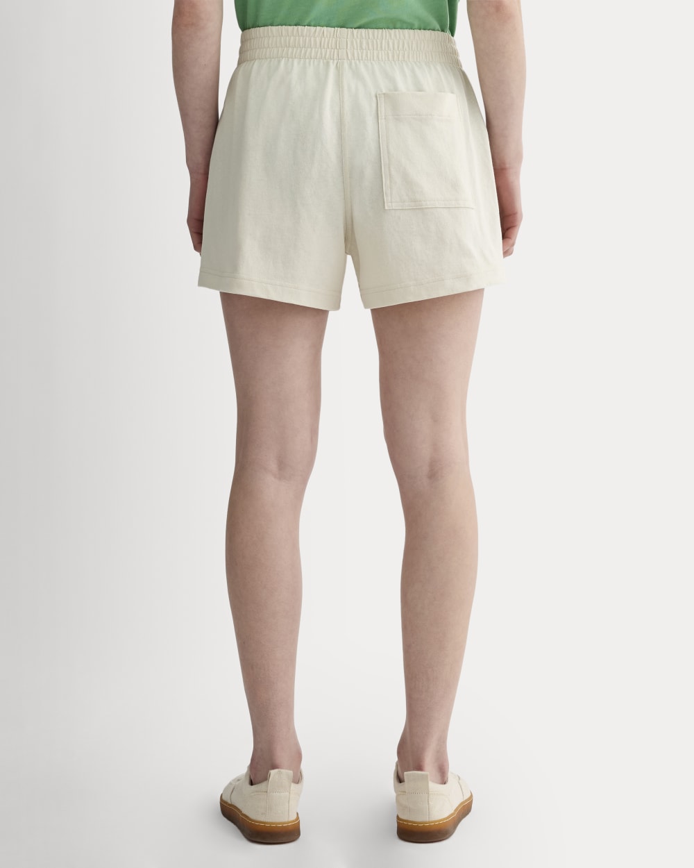 The Everlane x Parks Project Off-Duty Short in Natural / Green — detail view