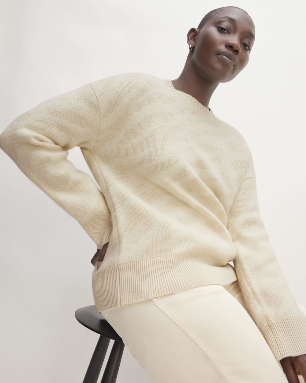 The Alpaca Tiger Jacquard Crewneck in Canvas / Snow — detail view