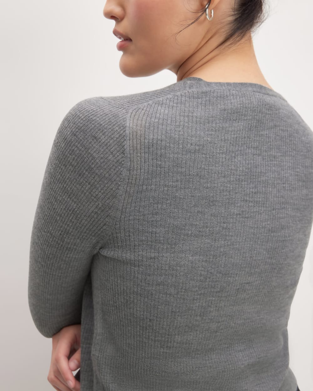 The Cardigan in Ultrasoft Merino in Heather Mid Grey — detail view