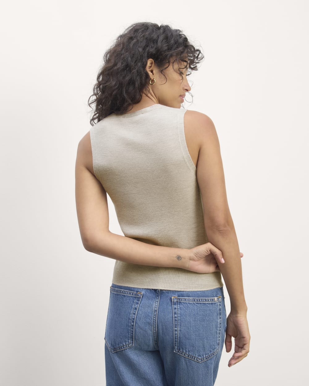 The Tank in Ultrasoft Merino in Heather Oatmeal — detail view